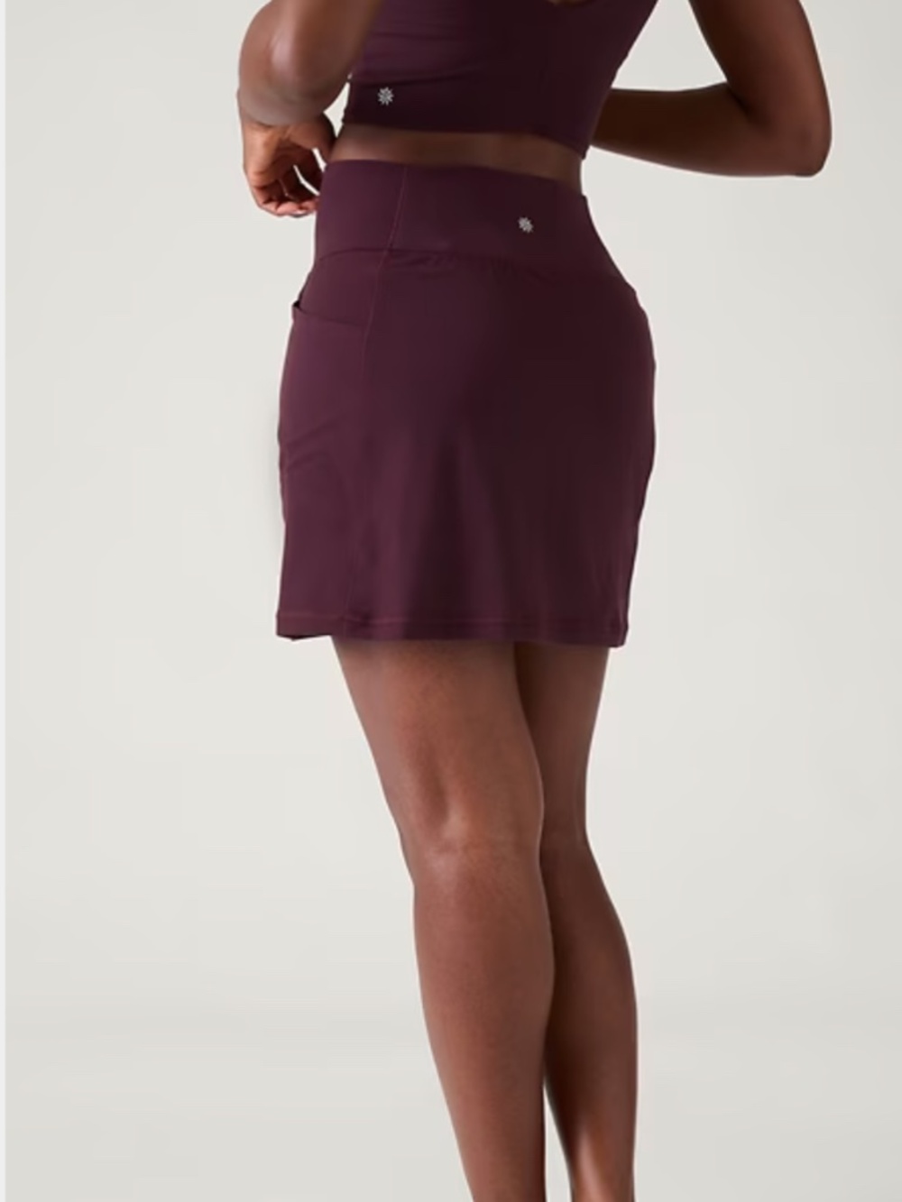 NWT Athleta Salutation Stash 16.5“ Skort in spiced cabernet - Size large - Picture 2 of 9